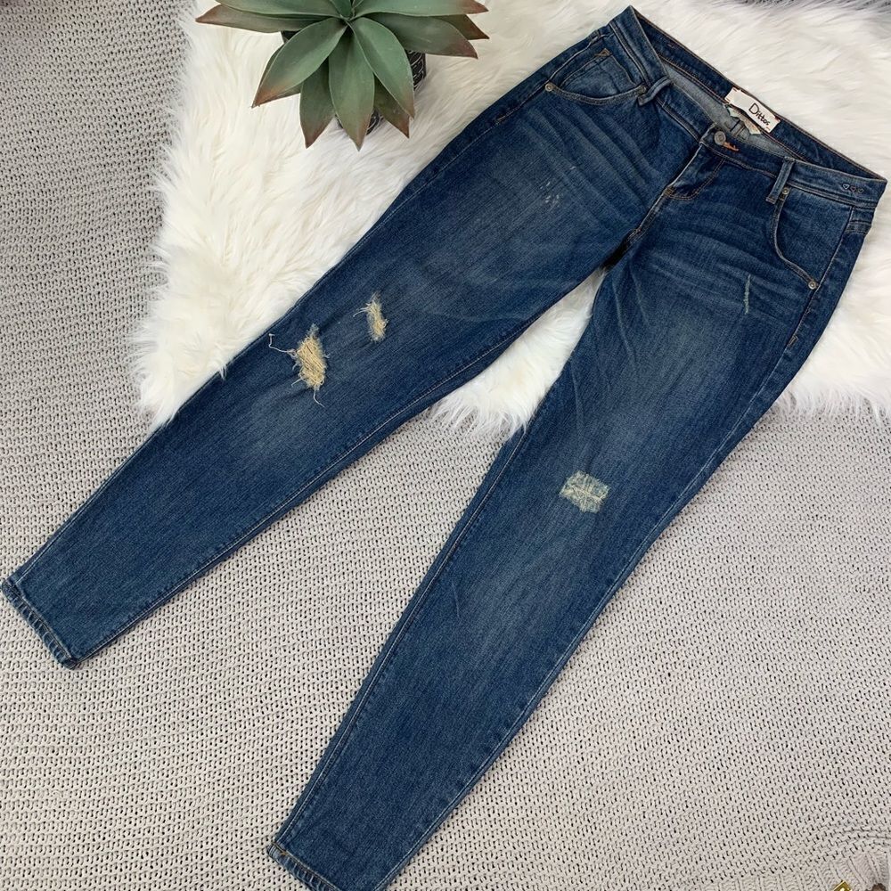 Dittos boyfriend crop low rise distressed jeans size 25